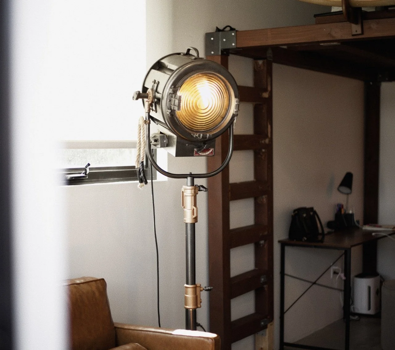 Vintage Hollywood Movie Light with Stand — CHARTHOUSE